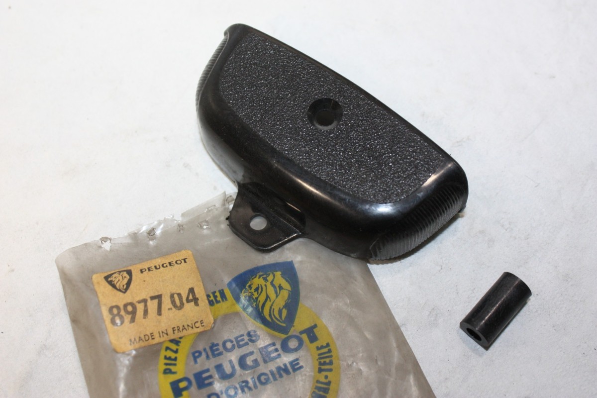 CAPUCHON DE PROTECTION DE CEINTURE DE SECURITE PEUGEOT 8977-04...PE...