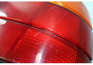 FEU ARRIERE DROIT HELLA 444-1903...BMW E34 1988-1995