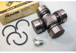 CROISILLON DE CARDAN GMB GU2500...DODGE UTILITAIRE 4X4