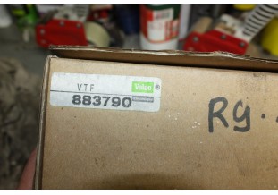 RADIATEUR DE CHAUFFAGE VALEO 883790 ...RENAULT ESPACE I R9 R11 SUPE...