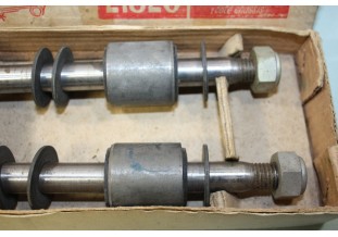 NECESSAIRE DE REPARATION DE SUSPENSION AV MORINIERE 21820...RENAULT JUVA R2100 DAUPHINOISE R2120