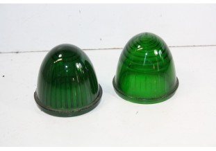 PAIRE DE CABOCHONS DE FEUX EN VERRE SEIMA...AUTOS DIVERS COLLECTIONS