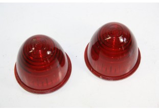 PAIRE DE CABOCHONS DE FEUX AR EN VERRE SEIMA...AUTOS DIVERS COLLECTIONS