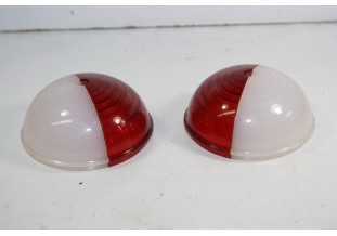 PAIRE DE CABOCHONS DE FEU DE GABARIT SESALY...AUTOS UTILITAIRE CARAVANE DIVERS