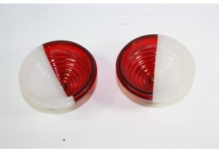 PAIRE DE CABOCHONS DE FEU DE GABARIT SESALY...AUTOS UTILITAIRE CARAVANE DIVERS