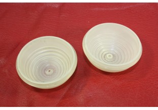 PAIRE DE CABOCHONS SESALY...AUTOS UTILITAIRE CARAVANE DIVERS