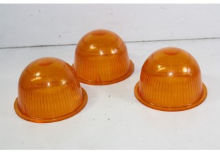 LOT DE 3 CABOCHONS CLIGNOTANT...AUTOS UTILITAIRES CARAVANES DIVERS