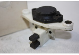 REGULATEUR ELECTRONIQUE SOPARTEX 049006 14V POUR ALTERNATEUR BOSCH....