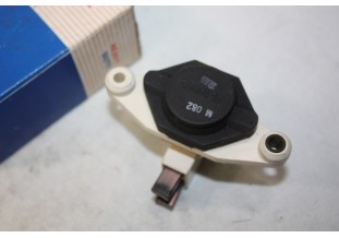 REGULATEUR ELECTRONIQUE ELP 11032 14V POUR ALTERNATEUR BOSCH...AUDI...
