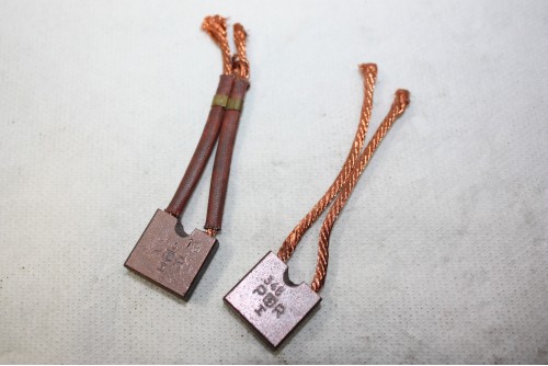 CHARBONS PSX 64-70 POUR DEMARREUR PARIS RHONE...ID DS ID 19A DS 19A...