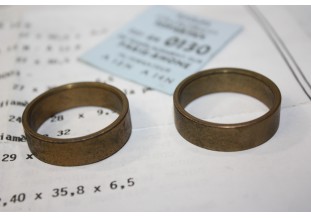 JEU DE 2 BAGUES COLLECTRICES SOPARTEX 04130 POUR ALTERNATEURS PARIS...