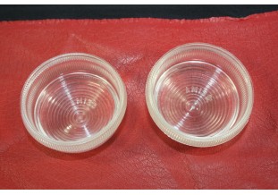 PAIRE DE CABOCHONS DE FEUX AVANT SEIMA...AUTOS ANCIENNES / COLLECTIONS DIVERS