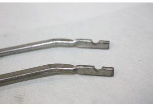 PAIRE DE BRAS D'ESSUIE-GLACE SEV MARCHAL L/270mm...CITROEN H HY HZ...