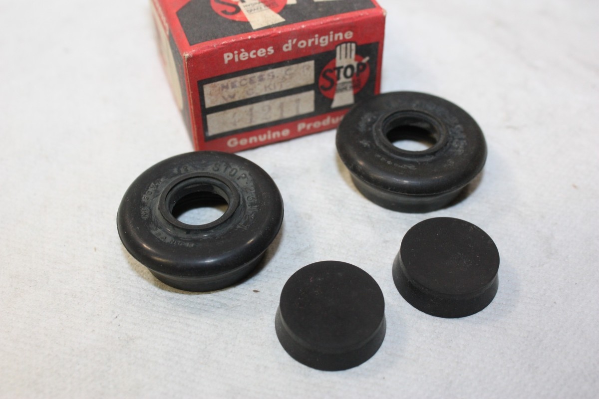 NECESSAIRE DE REPARATION DE CYLINDRE DE ROUE AR STOP 41211...AUTOS ...