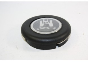 CENTRE DE VOLANT AVEC KLAXON...VOLKSWAGEN COX KARMANN