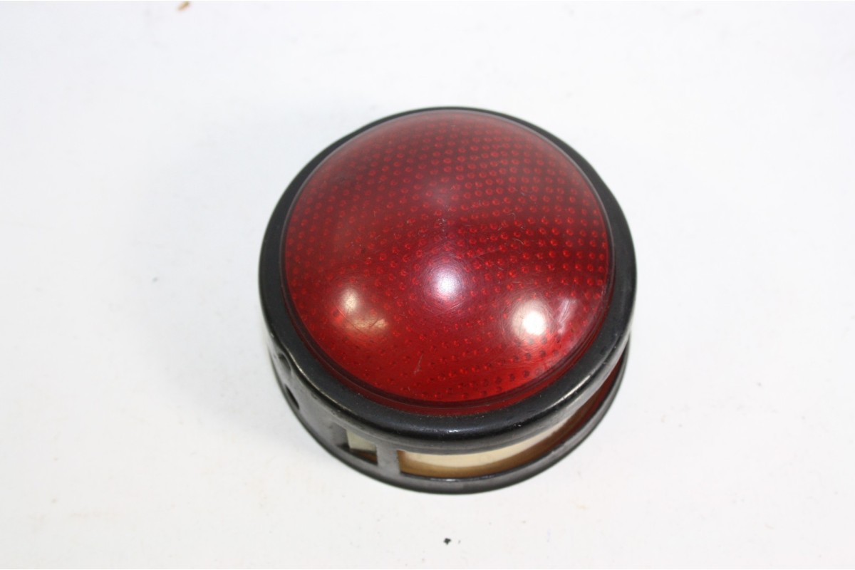 CABOCHON DE FEU AR...AUTOS DIVERS COLLECTIONS / ANCIENNES