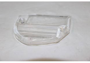 TRANSPARENT D'ECLAIREUR DE PLAQUE AR/G SEIMA 852G...PEUGEOT 204 30...