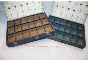 LOT DE 2 COFFRETS GARAGISTE LE CARBONNE LORRAINE POUR CHARBONS RENA...