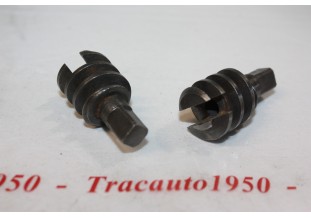 LOT DE 2 VIS DE REGLAGE DE FREIN AVANT ERSA 881...RENAULT NN2 RY1 R...