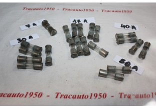 LOT DE 20 FUSIBLES A COLLERETTE AMPERAGES DIVERS...AUTOS ANCIENNES ...