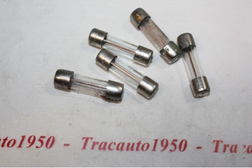 LOT DE 5 FUSIBLES RENAULT 50 AMPERES...AUTOS ANCIENNES DIVERS - Tra...