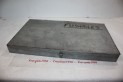 GROS LOT DE FUSIBLES DIVERS DANS COFFRET GARAGISTE EN METAL...AUTOS...