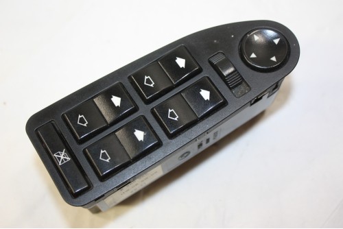 BOITIER DE COMMANDE ELECTRIQUE DES VITRES / RETROVISEURS...BMW SERIE 5 E39 520 525 530 535