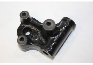 SUPPORT DE FUSEE DE ROUE...RENAULT 4CV DAUPHINE R4 R5 R8 R10