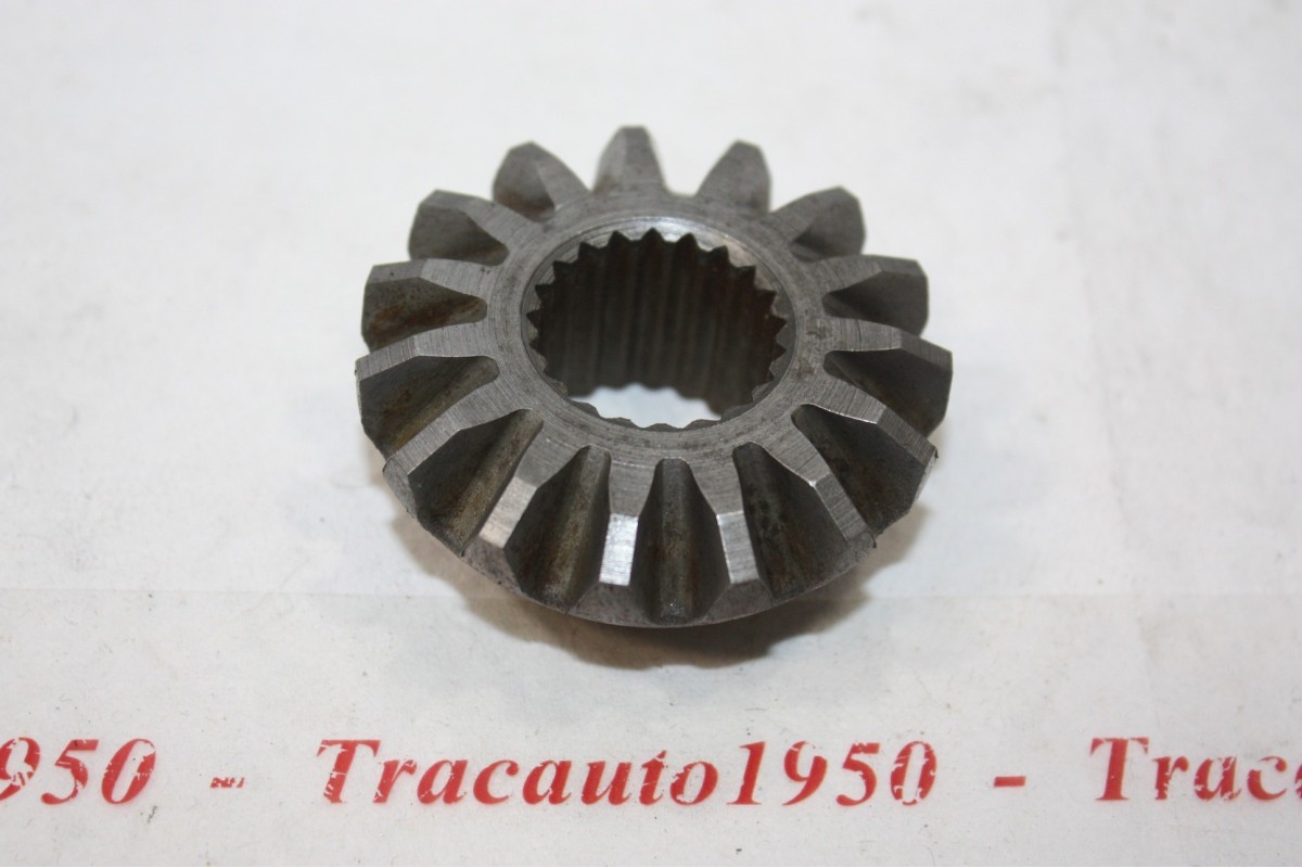 PIGNON PLANETAIRE DE DIFFERENTIEL 15 DENTS...RENAULT PEUGEOT CITROE...