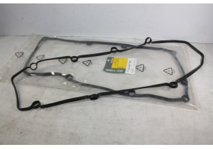 LOT DE 2 JOINTS DE CACHE CULBUTEUR RENAULT 7701049734...CLIO TWINGO...