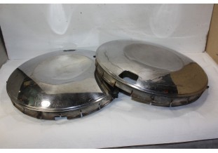 LOT DE 2 ENJOLIVEURS DE ROUE D/380mm...AUTOS ANCIENNES COLLECTIONS