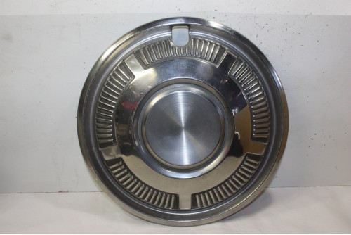 ENJOLIVEUR DE ROUE D/325mm...AUTOS ANCIENNES COLLECTIONS