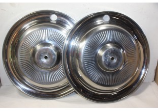 LOT DE 2 ENJOLIVEURS DE ROUE D/400mm...AUTOS ANCIENNES COLLECTIONS