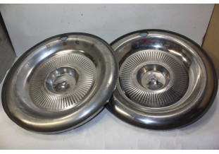 LOT DE 2 ENJOLIVEURS DE ROUE D/400mm...AUTOS ANCIENNES COLLECTIONS