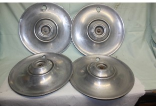 JEU DE 4 ENJOLIVEURS DE ROUE D/394mm...PANHARD PL17 DYNA Z