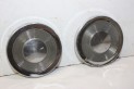 LOT DE 2 CENTRES D'ENJOLIVEURS DE ROUE  D/65mm...AUTOS DIVERS ANCIENNES COLLECTIONS