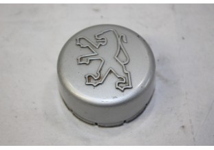 CENTRE D'ENJOLIVEUR DE ROUE PEUGEOT D/67mm...PEUGEOT 104 204 304 504 604 205 305 405 309