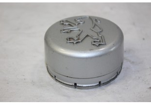 CENTRE D'ENJOLIVEUR DE ROUE PEUGEOT D/67mm...PEUGEOT 104 204 304 504 604 205 305 405 309
