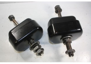 SILENTBLOC MOTEUR ARRIERE OVALE...CITROEN TRACTION 15/6