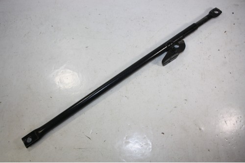 BEQUILLE COMPLETE DE MAINTIEN DE MALLE BOMBEE...CITROEN TRACTION 11 15/6 aprés 1952