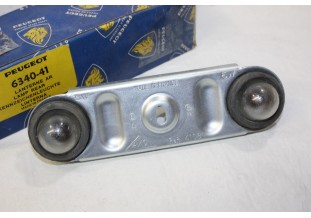 ECLAIREUR DE PLAQUE AXO 4108...PEUGEOT 504