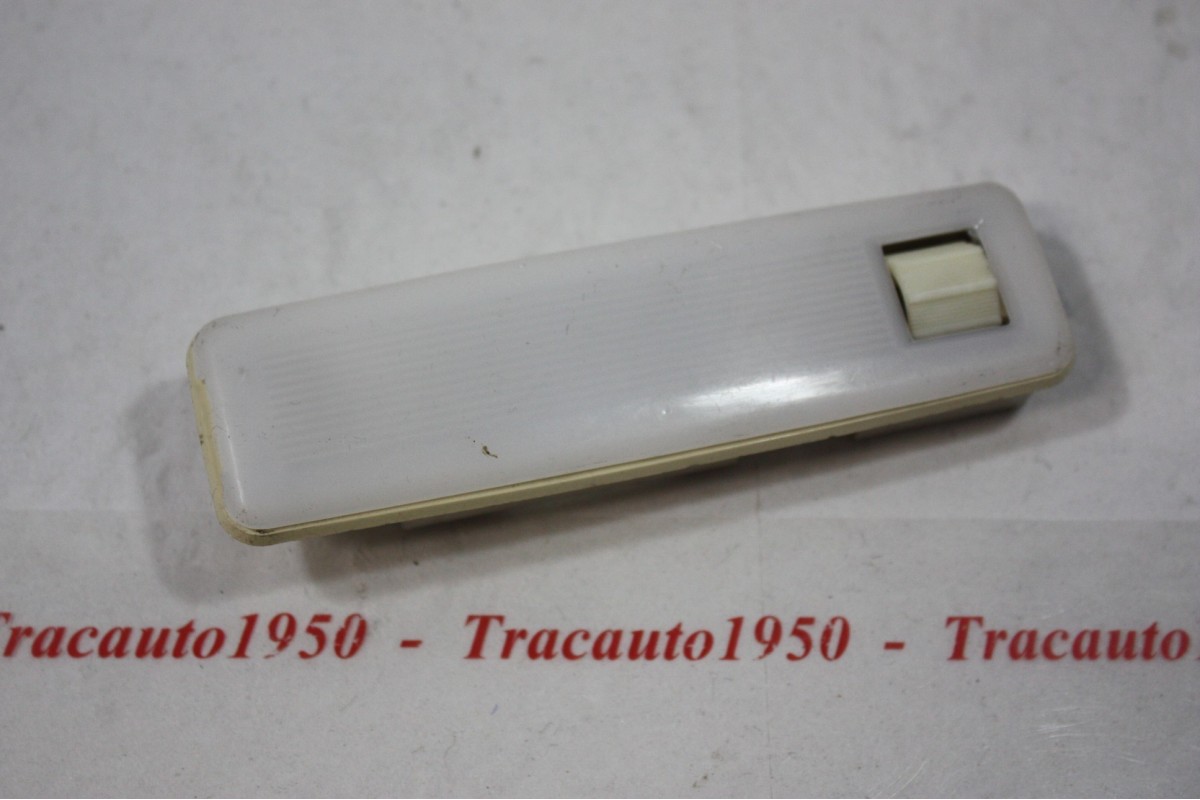 PLAFONNIER COMPLET M.MONTEUX...PEUGEOT 104 305 1980/90