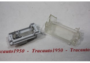 PLAFONNIER OU ECLAIREUR DE COFFRE YORKA 45.163...RENAULT DIVERS