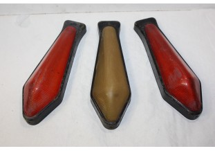 LOT DE 3 CABOCHONS DE FEUX DE DIRECTIONMAD 2606...CAMIONS AUTOCARS UTILITAIRES COLLECTIONS