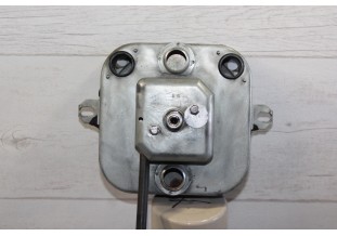 COMPTEUR DE VITESSE ET KM JAEGER 50882 100km/h...RENAULT UTILITAIRES CAMIONS BERLIET GLC