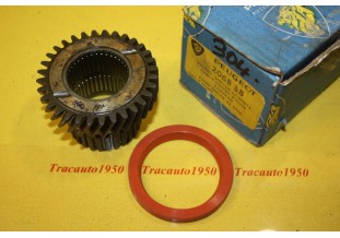 PIGNON BV/MOTEUR 32 dents PEUGEOT 2068-38...PEUGEOT 304 204