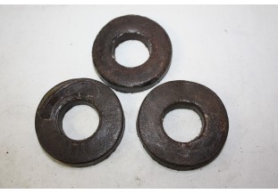 LOT DE 3 CUIR DE PRESSE-ETOUPE D'ARBRE DE ROUE AVANT...RENAULT KZ 4 / 5 / 7