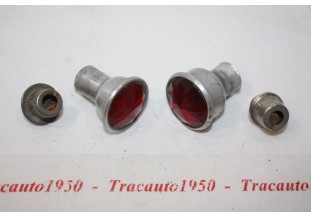 LOT DE 2 FEUX OU LANTERNES ARRIERES D/40mm...VELOS BICYCLETTES ANCIENNES