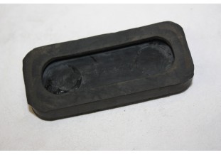 CAOUTCHOUC COUVRE PEDALE 87mm x 37mm...PEUGEOT DIVERS VOIR DESCRIPTIF