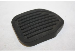 CAOUTCHOUC COUVRE PEDALE 72mm x 50mm...MATRA VOIR DESCRIPTIF